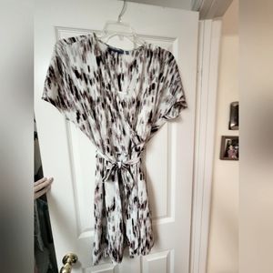 Multi-color print dress size XL